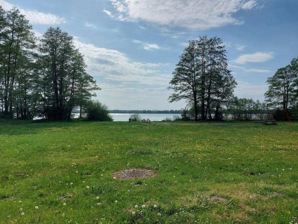 Ferienhaus Flessenow Am Schweriner See Екстер'єр фото